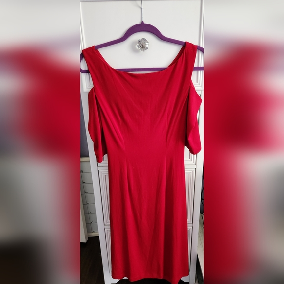 Connected Apparel Red Cold Shoulder Dress Size 6 NWT - Picture 2 of 4